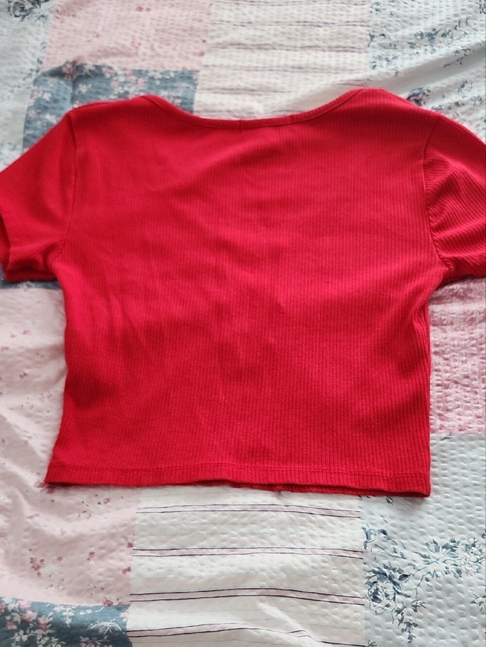 Red Ring-Front Ribbed Crop Top - Picture 4 of 4